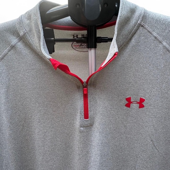 Under Armour Mens Gray & Red Loose Heatgear Long Sleeve Pullover Shirt, Size 2XL - Picture 4 of 6